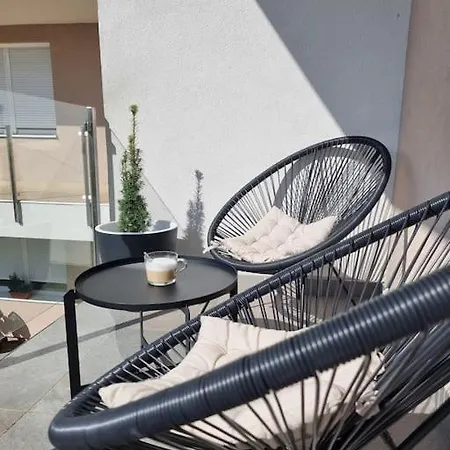Babu&buetyi Apartment